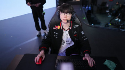 마지막판 22분 학살! T1, 한화생명 꺾고 케스파컵 첫 우승…‘페이커’도 첫 케스파컵 품었다 [케스파컵 결승]