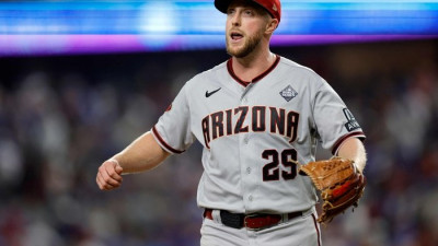 ‘역수출 신화 원조’ 켈리, 낭만 야구 실현 가능성 UP! 애리조나와 2년 4000만 달러 계약 [SS시선집중]