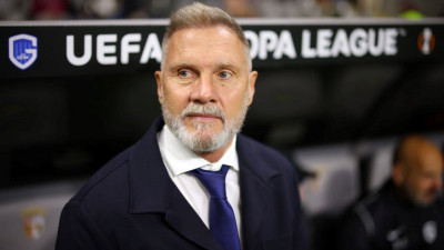 오현규 뛰는 헹크, 핑크 감독 경질…오현규 입지 변화 생길까