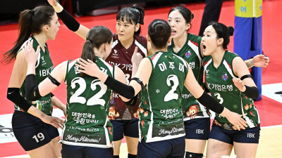 ‘꼴찌→4위’ 멎지 않는 여오현호 돌풍… IBK기업은행의 무서운 순위표 등반