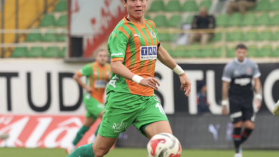 득점과 논란 사이…황의조 활약을 둘러싼 '복합적 평가'