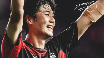 메리 ‘키’리스마스! 포항, 기성용 1년 재계약 “감독님의 믿음, 팬들의 사랑 보답하겠다”