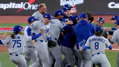 천하의 다저스도 세월 앞에 장사 없다? 美 “3년 연속 WS 제패 걸림돌은 선수단의 노쇠화” 충격 [SS시선집중]