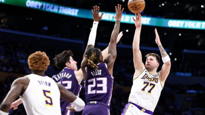 르브론-돈치치 ‘쌍포’ 폭발! 레이커스, 새크라멘토 ‘완파’…3연패 탈출 성공