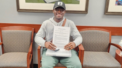 “최상급 외야수비에 빠른 배트스피드까지”… 마침내 곰들 품에 안긴 카메룬