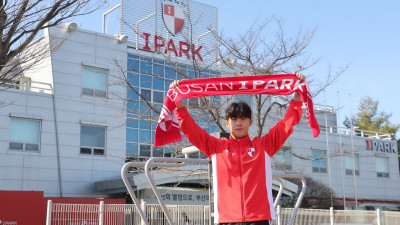 “진지한 모습으로 훈련부터”…부산아이파크, 안산서 중앙 미드필더 손준석 영입해 중원에 활력 더한다