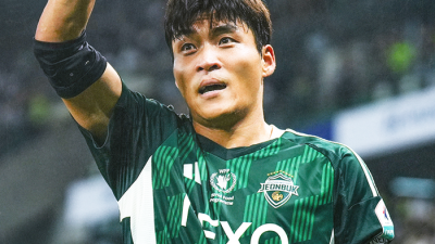 ‘캡틴’ 박진섭, 전북 떠나 중국 저장FC ‘이적’…“전주성 함성 간직, 내 인생에서 가장 빛난 전북서 시간”
