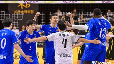 카르발류 감독 ‘사퇴’ 효과 없었다, KB손해보험 2연패…‘김정호 15득점’ 한국전력은 4위 탈환