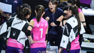 김다은 17득점 ‘폭발’ 흥국생명, 정관장 리시브 흔들며 가볍게 승리…굳건한 3위 사수