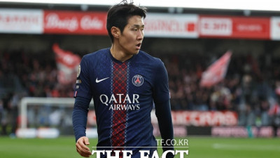 '이강인 결장' PSG, 48년 만의 '파리 더비' 2-1 勝...3연승 1위 추격
