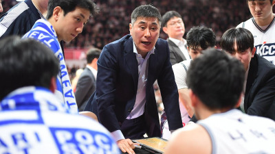 짙은 부상 그늘 속 4연패…KCC, 버텨야 산다