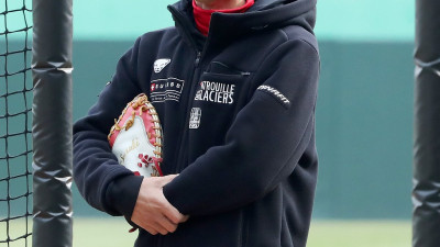 LG, 2026시즌 코칭스태프 보직 확정… 박경완 후임에 ‘前 SSG’ 스즈키 배터리 코치 선임