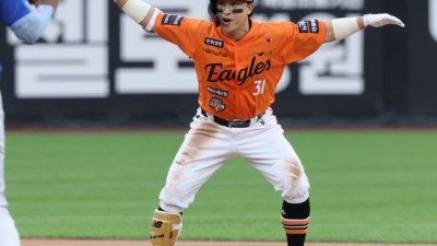 ‘FA 미아’ 손아섭의 선택은?...‘백기 투항’ or ‘은퇴’ [김대호의 야구생각]