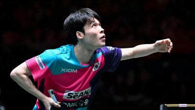 탁구 장우진, WTT 챔피언스 도하 한일전 승리…8강으로