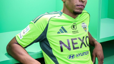 ‘K리그 최고 미드필더’ 오베르단 영입… 중원 무게감 더한다