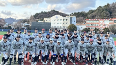 NC, 연고 지역 19개 중·고교 야구팀에 ‘자부심’ 입혔다→후드티셔츠 748벌 전달