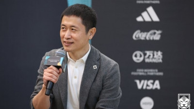 이영표 작심발언 “두 살 어린데…우리 선수들 태도 이해 안 된다”…韓 U-23, 우즈벡에 0-2 완패→행운의 8강