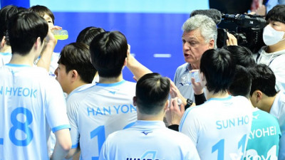 정지석·임재영 ‘공백’이 이렇게 크다니…충격의 ‘4연패’ 대한항공과 헤난 감독은 ‘해법’을 찾을 수 있을까[SS현]