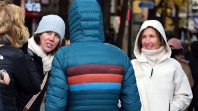 '주말 해외여행' 트렌드 확산…2년 연속 관광수지 적자 100억달러 '돌파'