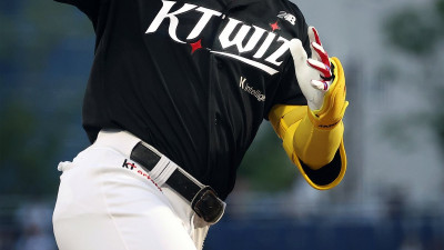 ‘1억8000만원 도장 쾅’ 안현민 445.5% 인상률… KT, 연봉 계약 완료