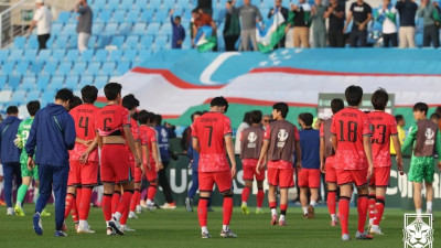 호주전 앞둔 U-23 대표팀, 이민성 감독 “하늘이 준 기회”…배현성 “예선과는 다른 모습으로”