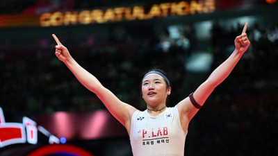 ‘아크로바틱 수비의 향연’ 안세영, 37분만 와르다니 꺾고 인도 오픈 4강행 ‘28연승’…‘8위’ 태국 인타논과 만난다