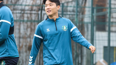 “설레는 마음으로 복귀” 레버쿠젠 출신 류승우, 안산 유니폼 입고 K리그 복귀