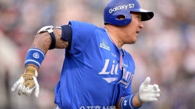 “10년 전 내 유니폼을 아직도…” 울컥한 최형우, 그가 ‘라팍’서 증명해야 할 이유는 ‘팬’ 때문이다 [SS시선집중]