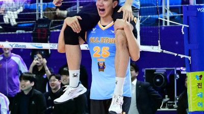 저승사자로 분한 신영석, 화사로 변신? 이다현… 흥겨움으로 가득 찬 V리그 올스타전