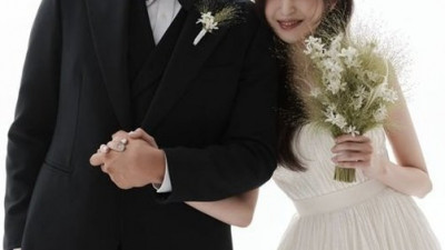 ‘결혼 한 달 만에 이혼’ 정철원, 드디어 입 열었다 “명예와 삶 무너지는 것 같아”