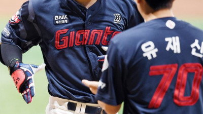 “나승엽·고승민 부활 없인 도약도 없다”… 김태형 감독이 던진 ‘공개 과제’