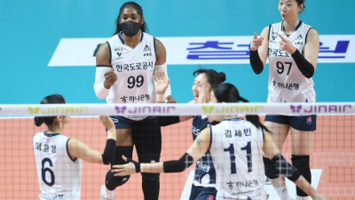 유일한 ‘기복 제로’ 도로공사 고공 행진…정규리그 1위까지 직행?