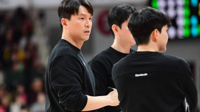 빙모상에도 벤치 지킨 김효범 감독 “코치들과 선수들에게 고맙다” [SS안양in]