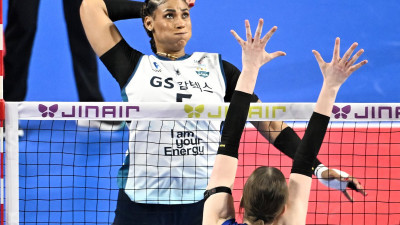 블로킹 7개 당해도 개의치 않고 실바는 계속 때린다…GS칼텍스, 32점 폭발시킨 실바 ‘원맨쇼’ 앞세워 봄배구 희망 밝혔다