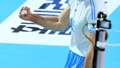 서브 1위다운 러셀의 ‘위력’→삼성화재 리시브 ‘무력화’…대한항공, ‘선두’ 현대캐피탈 다시 1점 차 ‘추격’[현장리뷰]