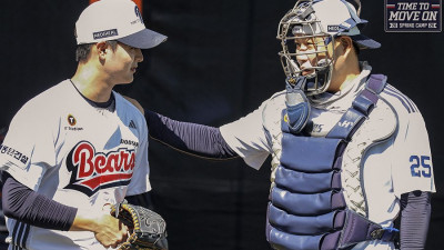 “팀 전체가 강해질 것” 선배들의 멘토링… 두산 신인들 쑥쑥 큰다