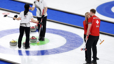 컬링 믹스 더블 김선영-정영석 조, 스위스 부부조에게도 5-8로 석패… 3연패 늪에 빠지며 4강 진출 ‘먹구름’