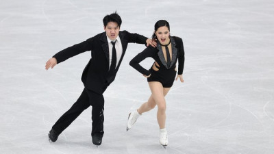 ‘올림픽 데뷔’ 피겨 임해나-권예, 아이스댄스 리듬댄스 70.55점으로 팀 이벤트 7위[2026 밀라노]