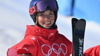 “돈 벌 때만 중국인이지” 구아이링 결선 진출하고도 자국 비난 이어져