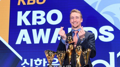 NC 러브콜 뿌리친 이유 있었네…‘KBO 역수출 신화’ 페디, 돌고 돌아 화이트삭스 복귀 [SS시선집중]