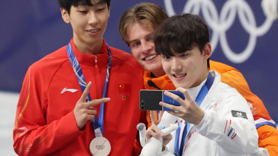 [용산사진관] 골절 부상 이겨낸 임종언, 첫 올림픽 무대서 동메달