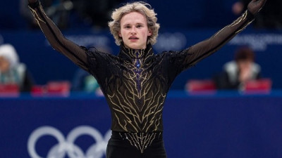 ‘피겨 황제’ 일리야 말리닌, 대관식 직전에 미끄러졌다…‘중압갑’ 못 이겨내