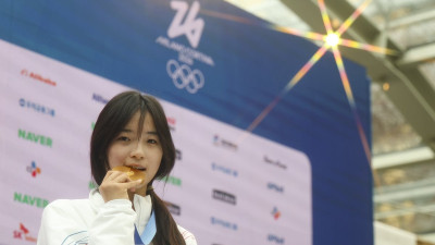 넘어져도 일어난 ‘오뚝이’ 최가온 “코치님이 포기해도 된다고 하셨지만…발가락부터 서서히 움직여”