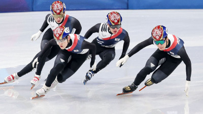 남자 쇼트트랙, 5000m 결승 진출… 20년 만에 금메달 조준