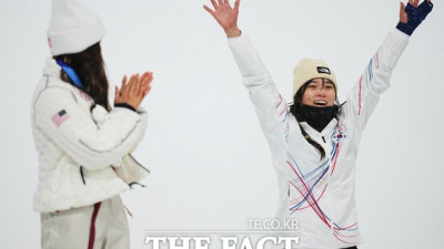 [동계올림픽] 스승 이긴 제자 최가온…미 NBC, 올림픽 10대 뉴스 선정