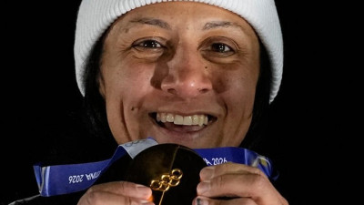 [올림픽 비하인드] 엄마들에게 영감을 주다… 두 장애 자녀 둔 41세 테일러의 최고령 금메달
