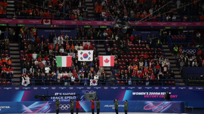 ‘기울어진 태극기’ 걸린 올림픽 시상식, 대한체육회 “우리 착오 아냐…대응 검토” [2026 밀라노]