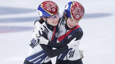 이제는 김길리 시대…여자 1500m 최민정 제치고 금메달 따며 2관왕 등극