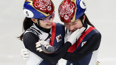 최민정의 ‘마지막 선언’에 김길리, 왈칵 눈물 “진짜요?”…”언니를 바라보며, 언니만큼 훌륭한 선수가 되고 싶어요”