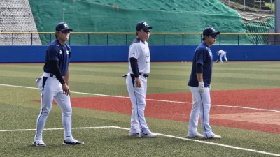 ‘중견수 문현빈’ WBC 대표팀, 한화전 라인업 공개…류현진-왕옌청 선발 맞대결 [SS오키나와in]